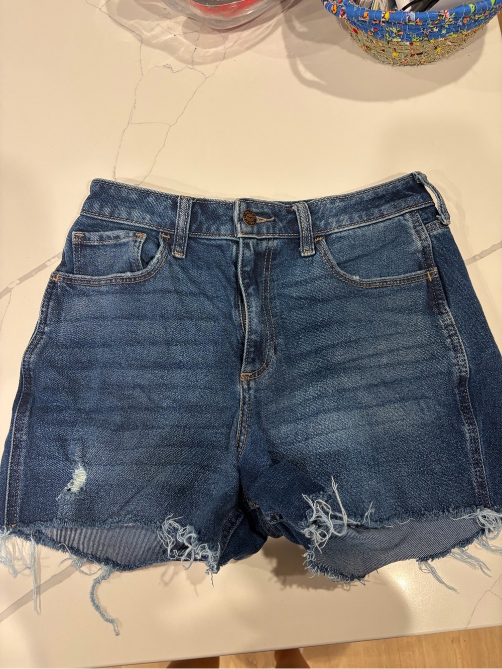 Hollister women’s high rise curvy mom shorts dark